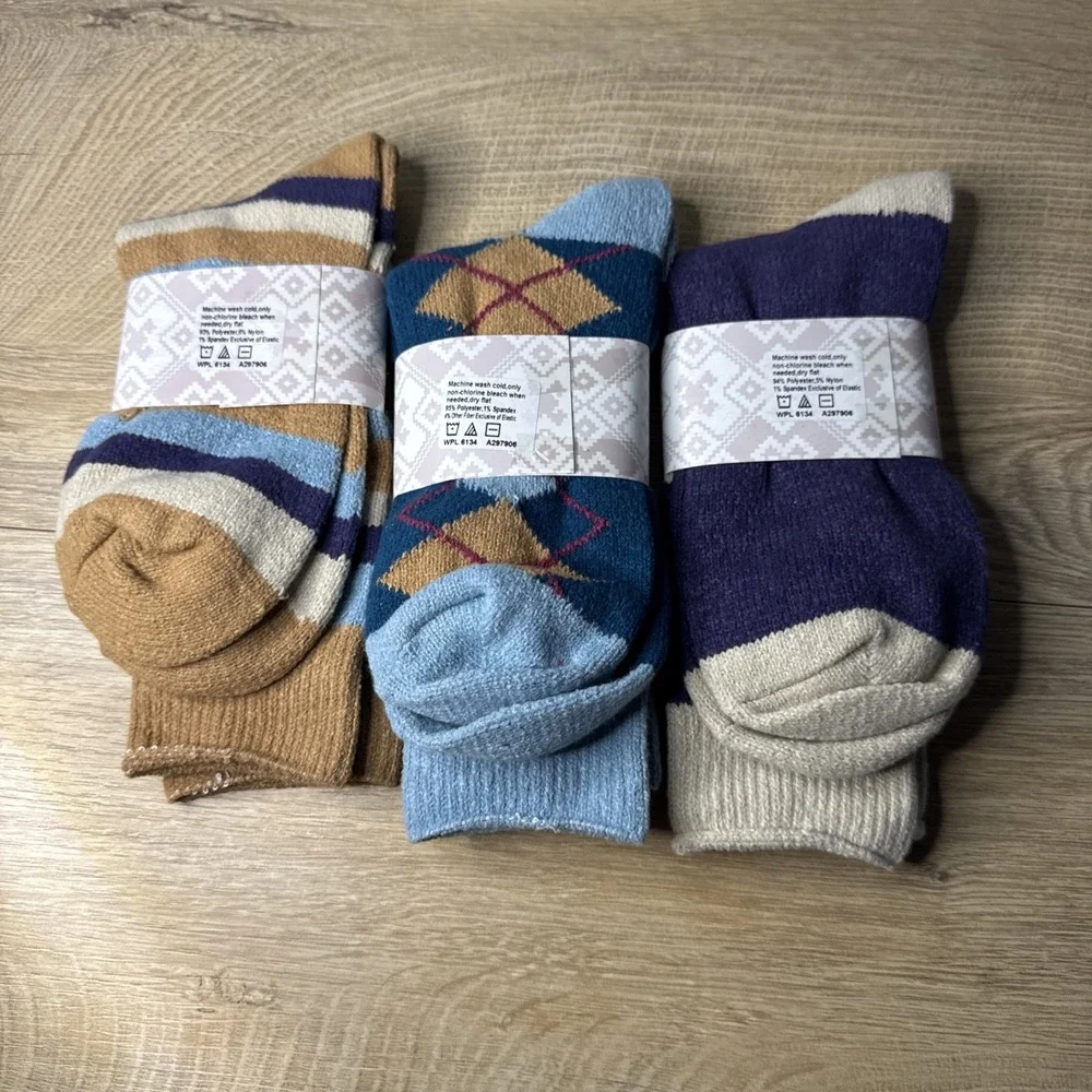 MUK LUKS Crew Socks Women OS Blue Tan 3 Pack‎ Argyle Fair Isle Striped Knit Soft